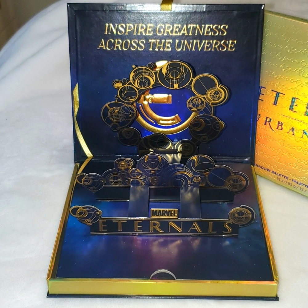 NIB Urban Decay x Marvel ETERNALS Eyeshadow Palette - Picture 4 of 14